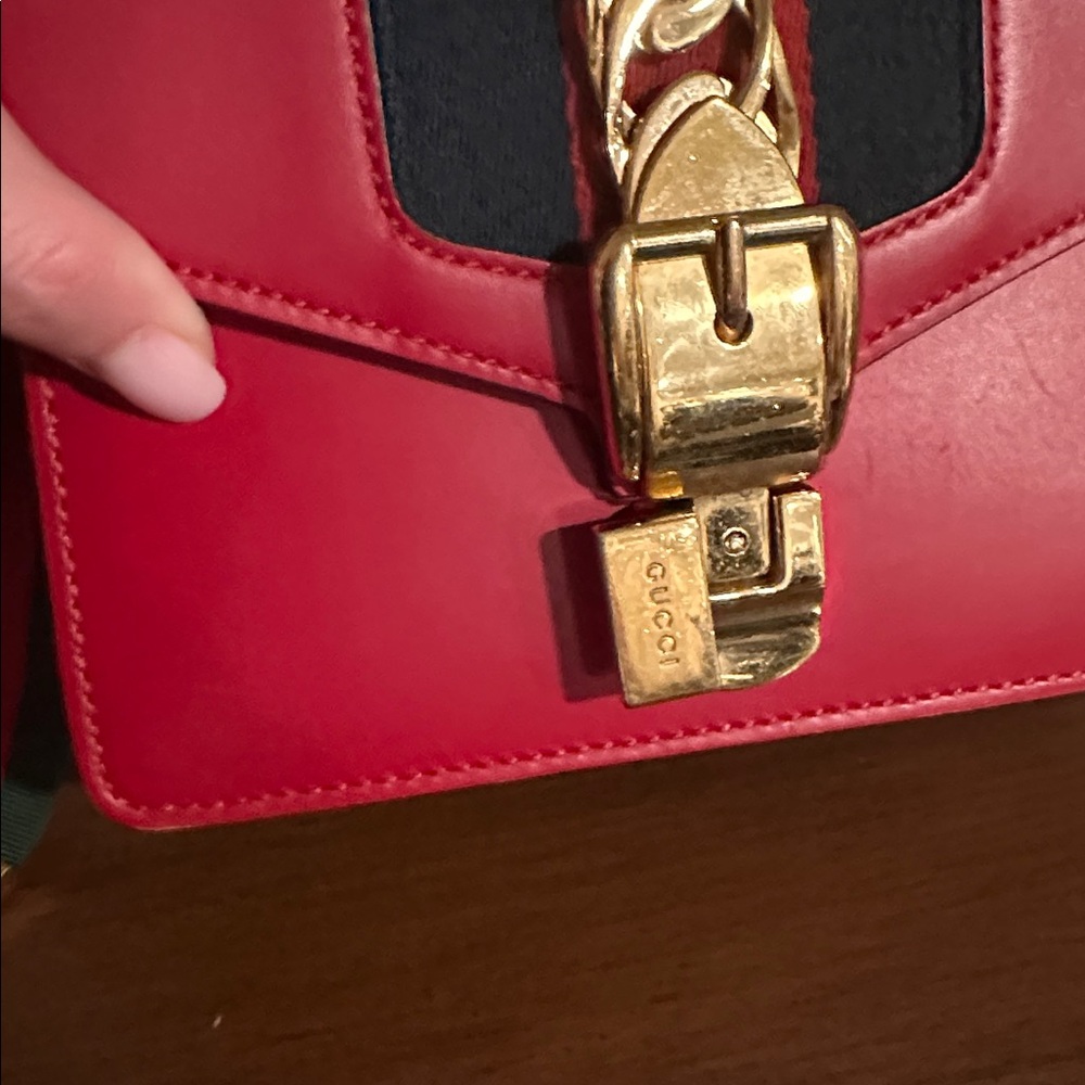 Gucci Red Sylvie Shoulder bag - Picture 8 of 13